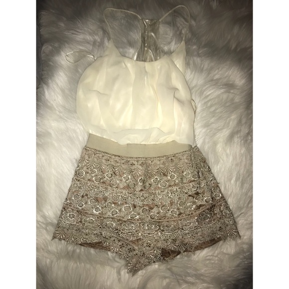 Romper - Picture 2 of 2